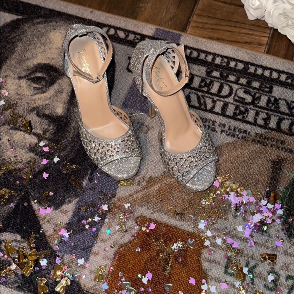Silver glitter heels - Picture 2 of 4